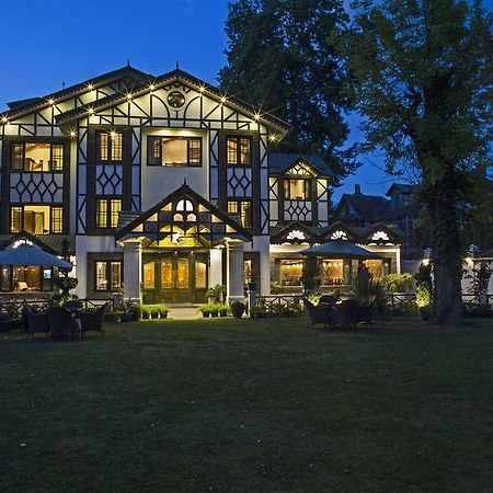 Lemon Tree Hotel Srinagar Exteriör bild